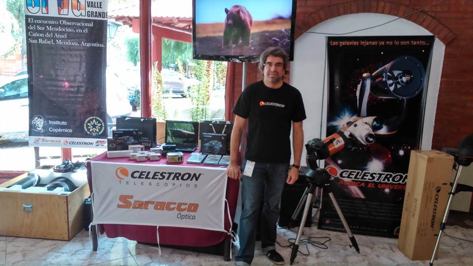 Cesar Brollo & stand Saracco